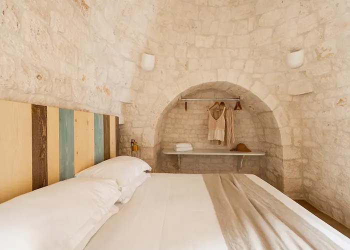 Trullo Elisa * Монополи